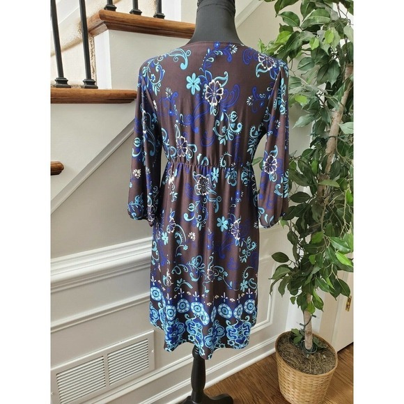 Hypnotized Floral Long Sleeve V-Neck Dress - Picture 8 of 10